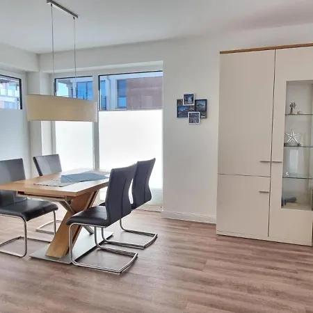 Heimathafen Inkl Saisonstrandkorb Und Waschmaschine Apartment Heiligenhafen